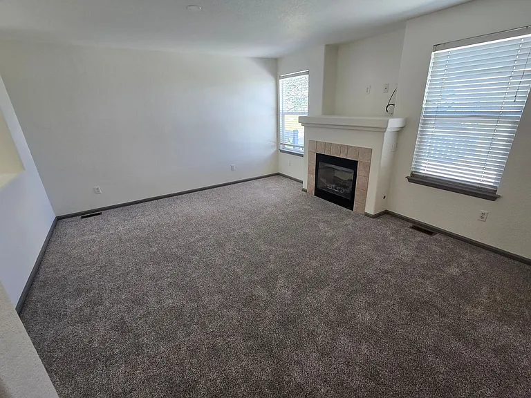 1653 Wagonwheel Dr — Photo 20
