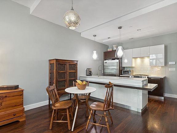 3rd image of 2-17 51st Ave #420