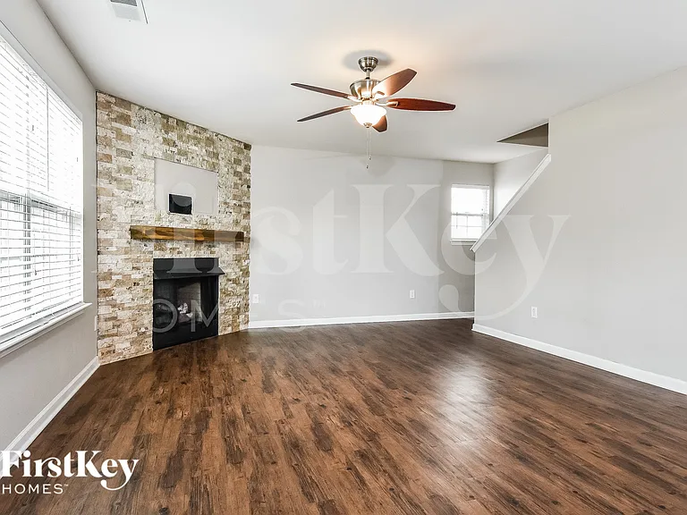 234 Taylors Landing Ave — Photo 4