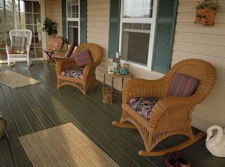 1675 Valley Ct, Lenoir, NC 28645