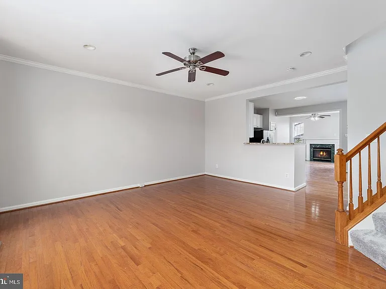 13700 Barksdale Dr — Photo 15