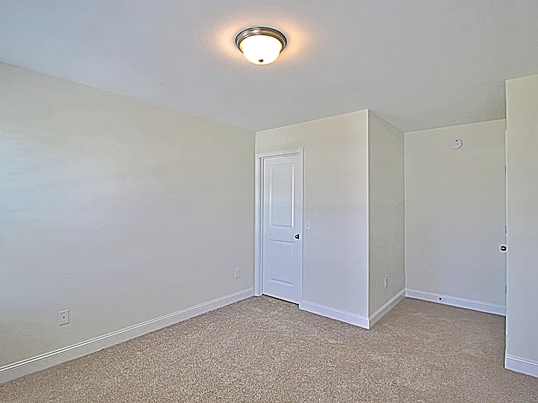 151 Buckingham Dr — Photo 14