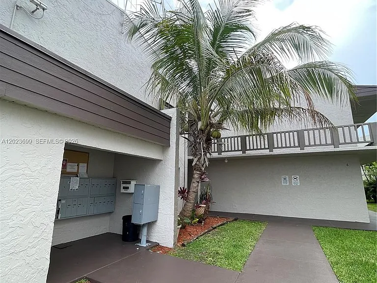10370 SW 220th St #224 — Photo 7