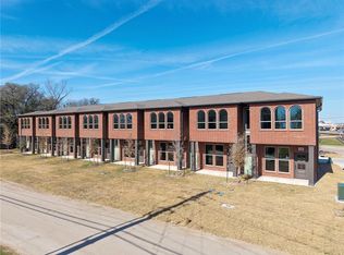 102 W 33rd St, Bryan, TX 77803