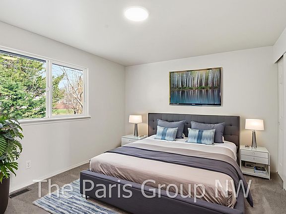 4th image of 1219 Loves Hill Dr