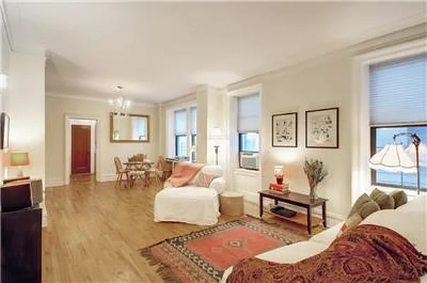 Rented by Barak Realty | media 2