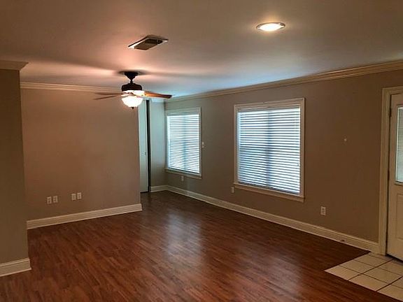4th image of 1141 Utah Ave