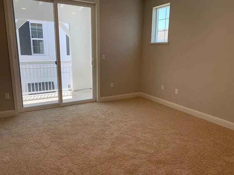 1528 Coffee Berry Ln — Photo 9