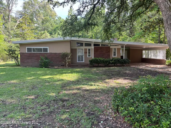 418 McMurphy St, Canton, MS 39046