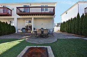 1st image of 7119 Bergen Ct #1
