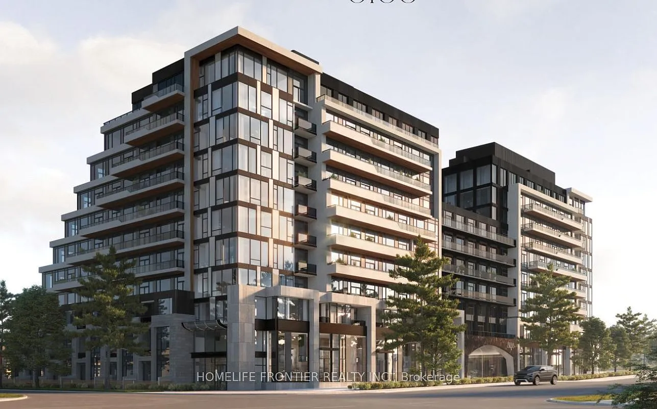 8188 Yonge — Photo 1