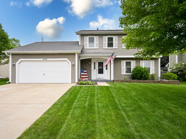 586 Medford Dr, South Elgin, IL 60177