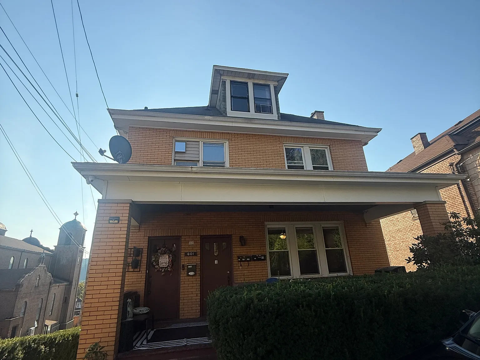 2 bed, $900 — Photo 2
