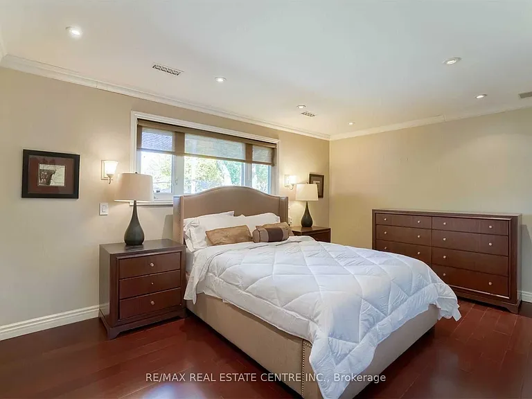 41 Clearside Pl — Photo 21