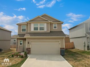 21329 W 215th Ter, Spring Hill, KS 66083