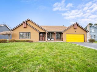131 Mill Run Dr, Rochester, NY 14626