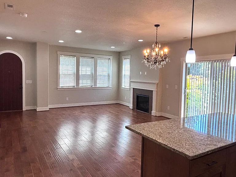 28761 SW Brussels Ln — Photo 3