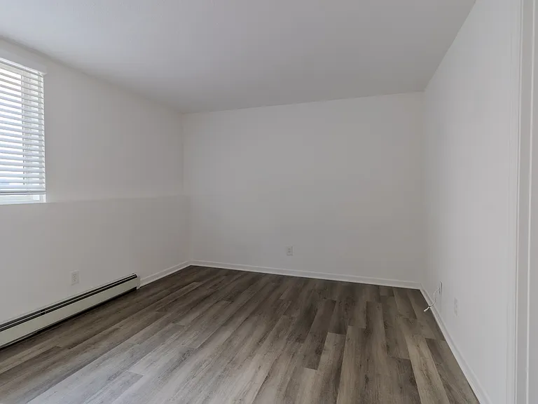 The Tides 1510 Veterans Dr — Photo 39