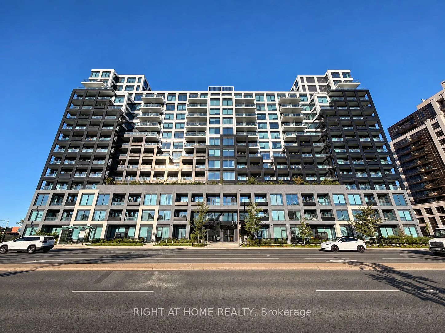 2 bed, $2,500 — Photo 2