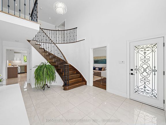 4th image of 304 Firglen Rdg