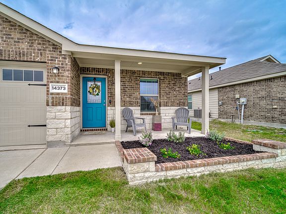3rd image of 14373 Cloudview Way