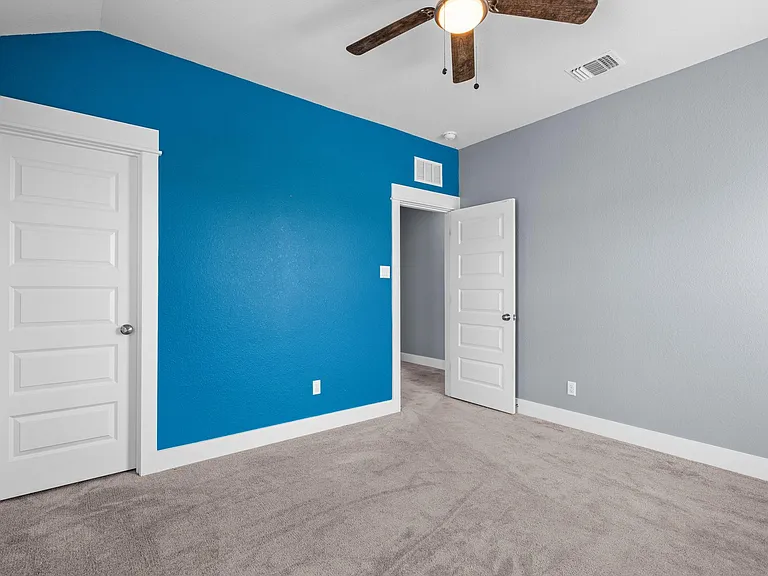525 Compania Cv — Photo 24