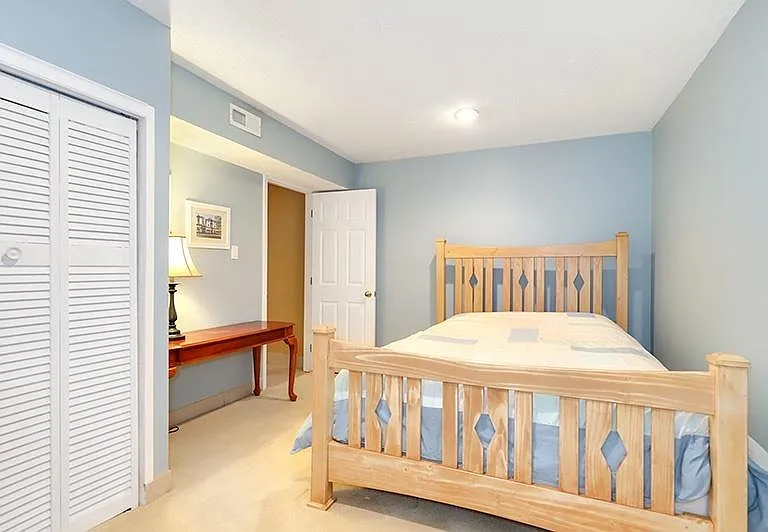 8907 Jameson St — Photo 39