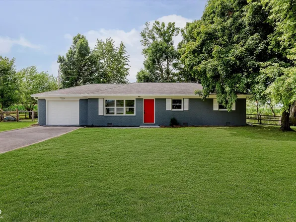 5055 Oakridge Dr, Mooresville, IN 46158