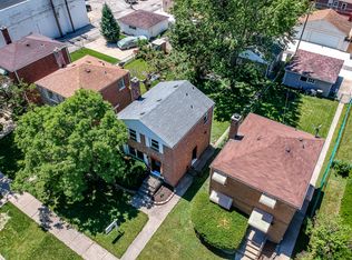 2122 S 20th Ave, Broadview, IL 60155