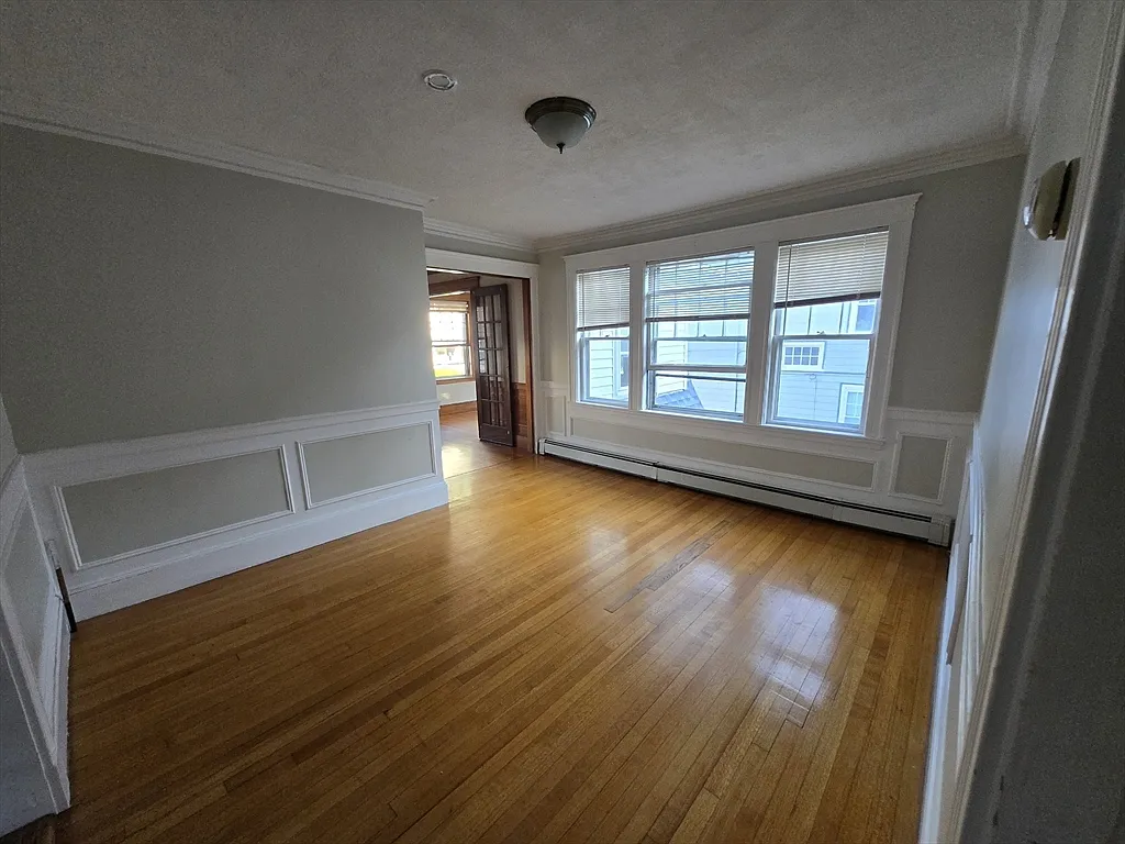 2 bed, 1.0 bath, 1240 sqft, $2,995 — Photo 3
