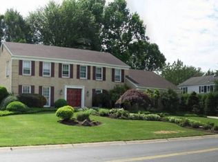 9032 Falls Chapel Way, Rockville, MD 20854