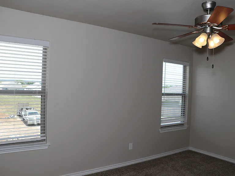 748 Westfield Blvd — Photo 13