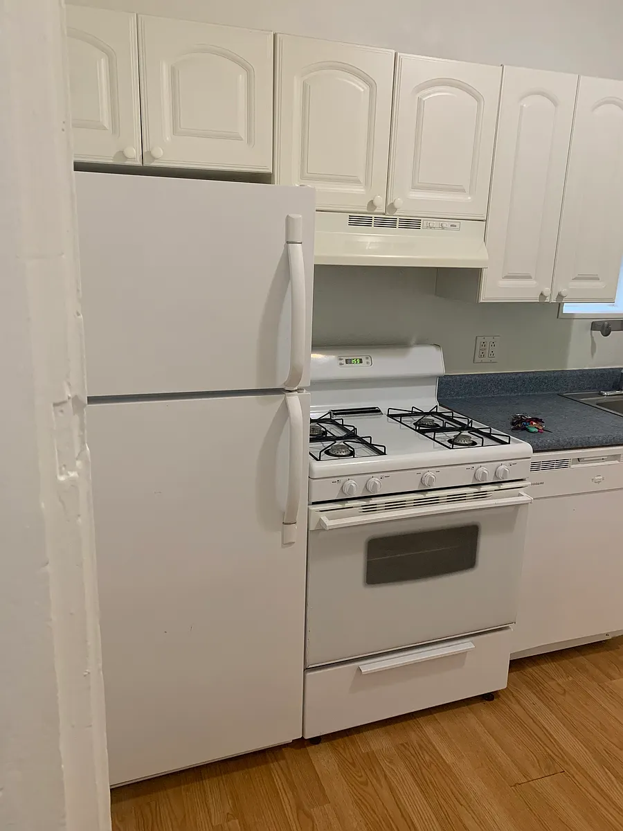 Kitchen - 514 Ivy St #3-G