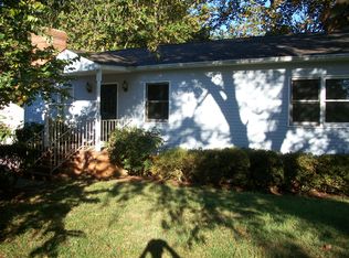 520 Jester Ln, Charlottesville, VA