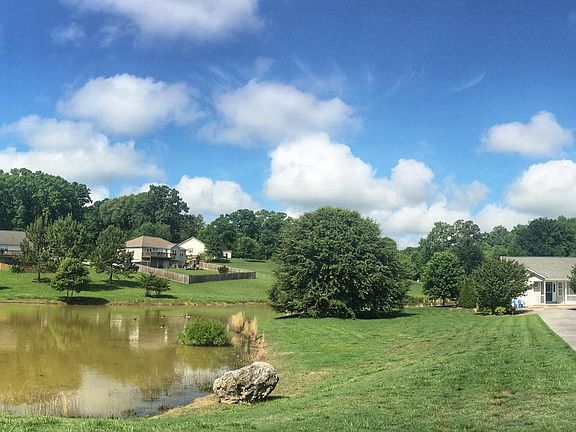 Entrance to Driveway