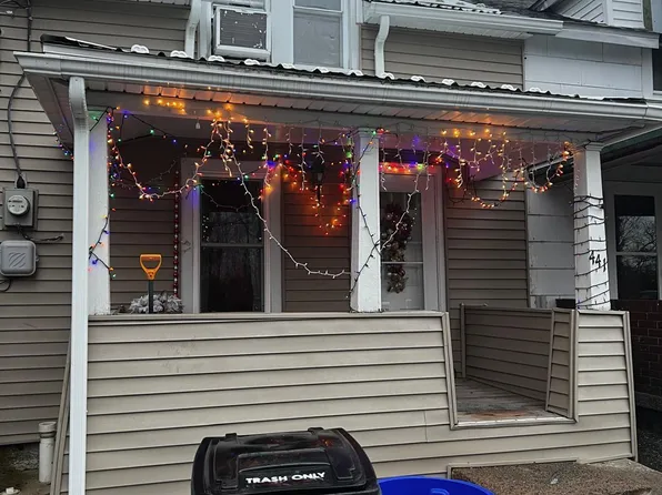 441 E Old Cranberry Rd, Hazleton, PA 18202