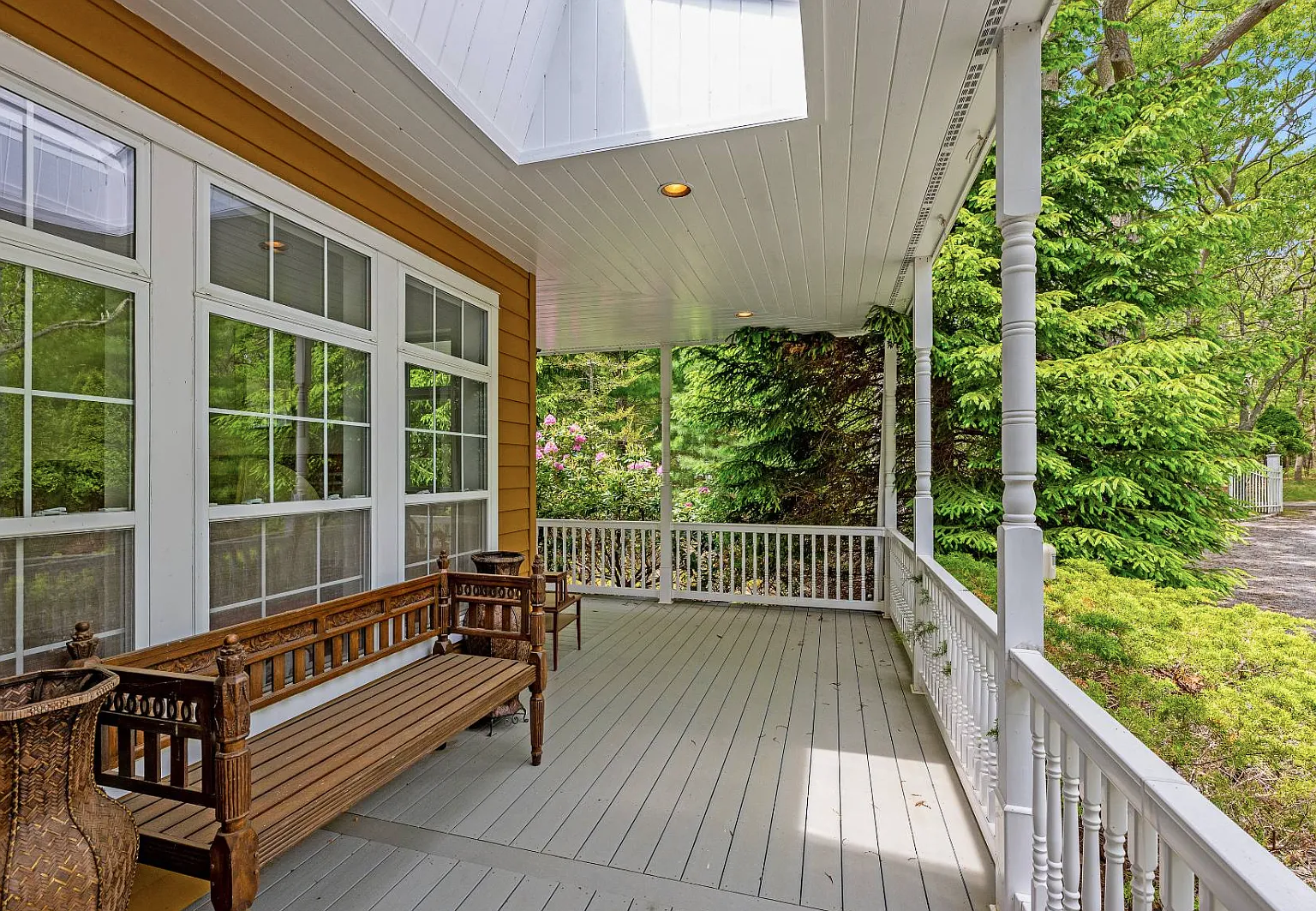 Private Retreat for Summer in East Hampton — Photo 4