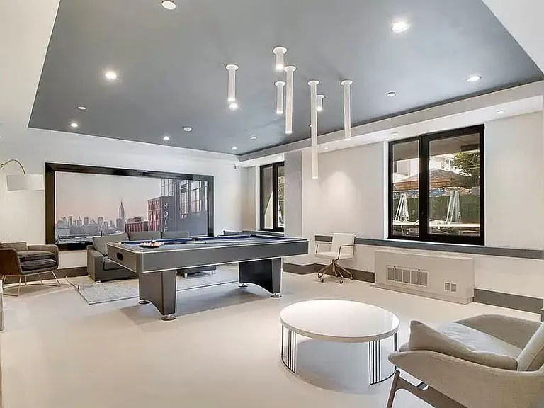 1825 Ocean Ave #9K — Photo 9