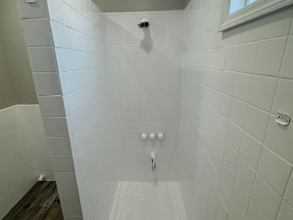 5th image of 9521 Glencannon Dr #C