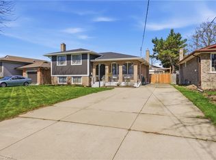 45 Meredith Dr, Saint Catharines, ON L2M 6R5