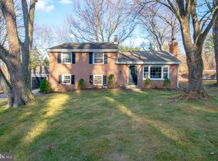 12 Springhouse Ln, Media, PA 19063