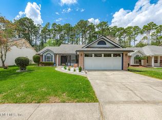 2156 Saint Martins Dr W, Jacksonville, FL 32246