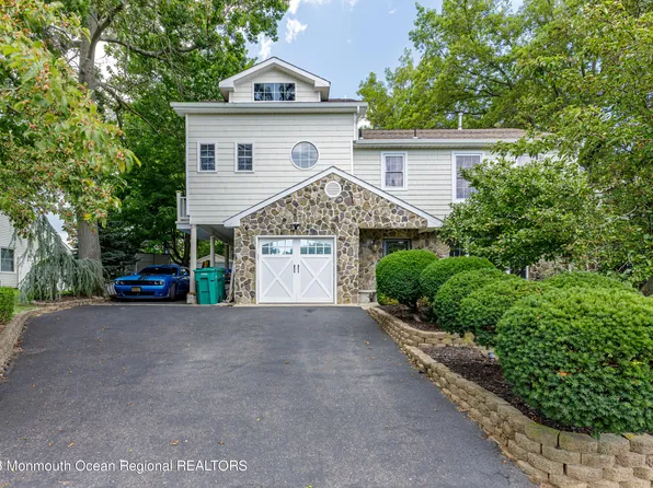 5 Emory Street, Howell, NJ 07731