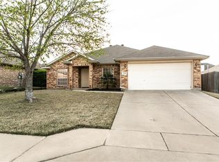 7121 Cattle Dr, Fort Worth, TX 76179