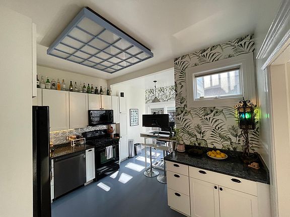 4th image of 614A San Bruno Ave