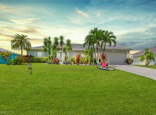 630 SW 30th Ter, Cape Coral, FL 33914