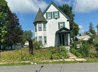 9 East St, Ayer, MA 01432