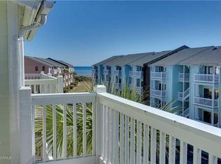 9201 Coast Guard Rd #E302, Emerald Isle, NC 28594