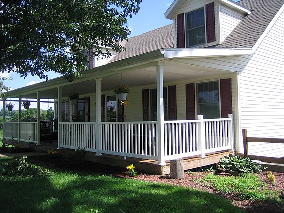 2nd image of 1453 Garrison Ln