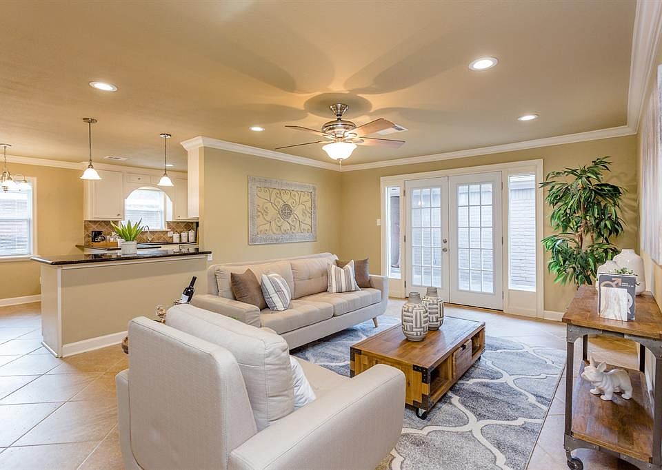 1st image of 5622 Burlinghall Dr
